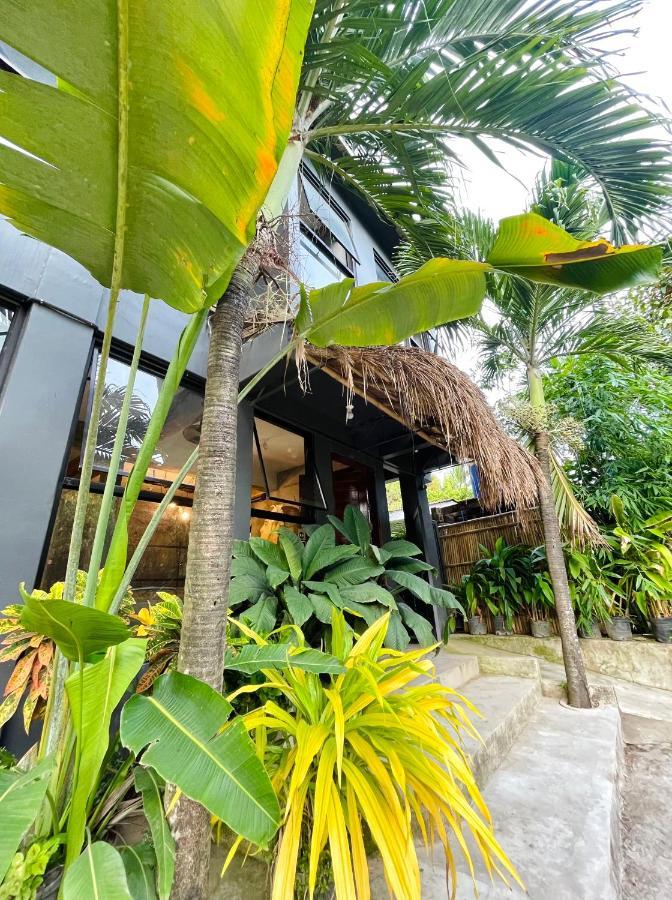 Dayon Hostel Coron Luaran gambar