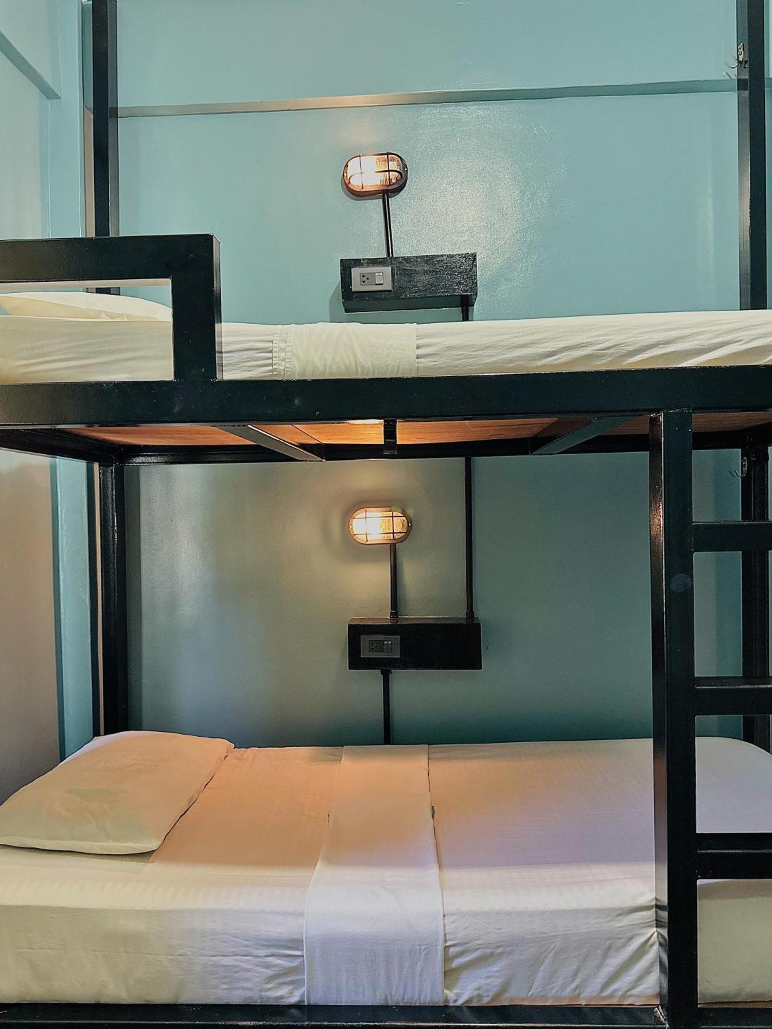 Dayon Hostel Coron Luaran gambar